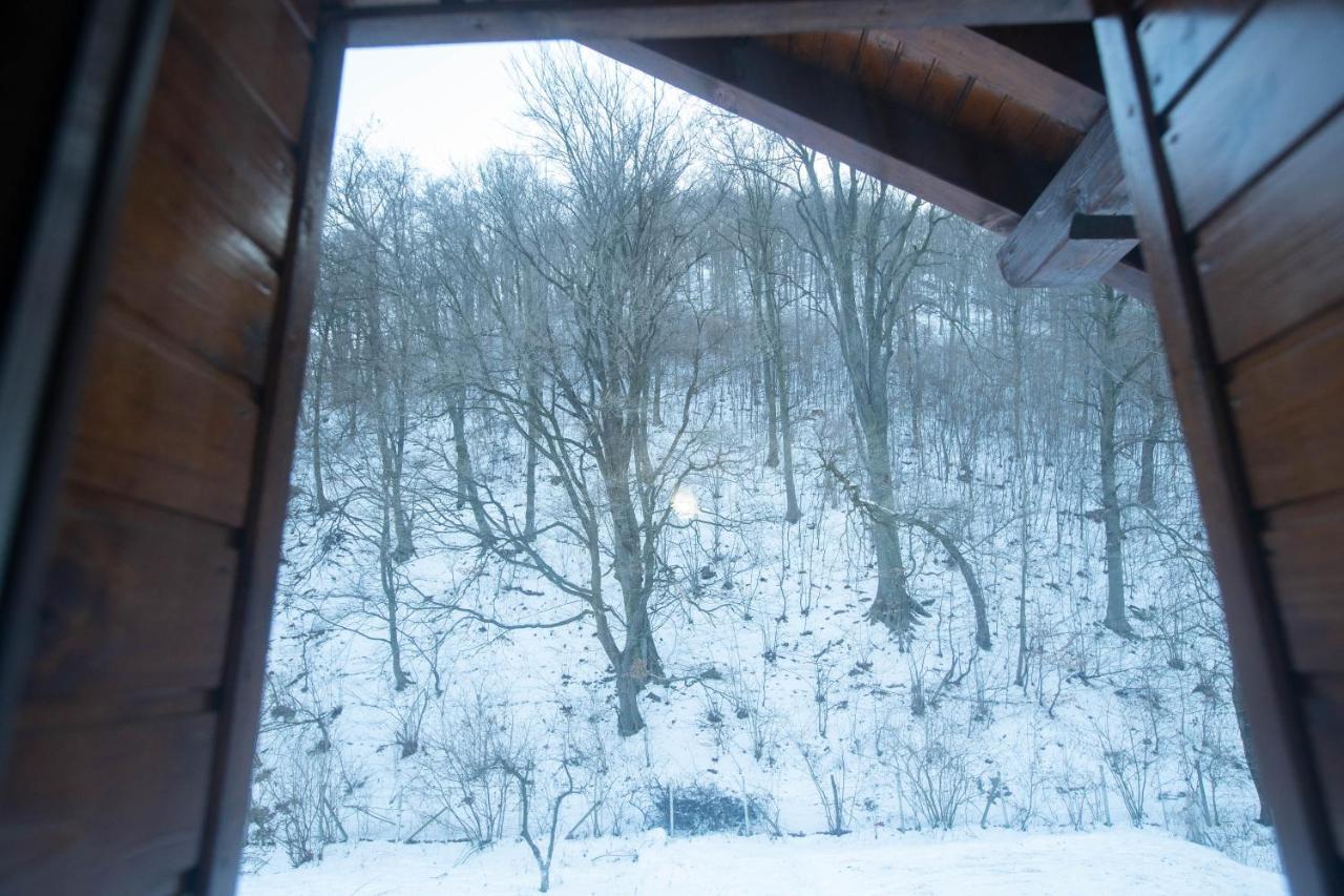 Livada Amely Hotell Gales Exteriör bild