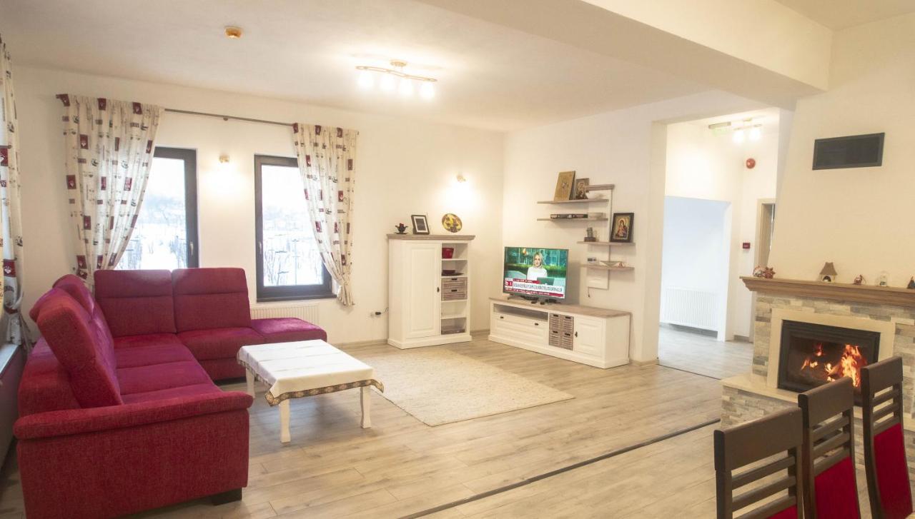 Livada Amely Hotell Gales Exteriör bild